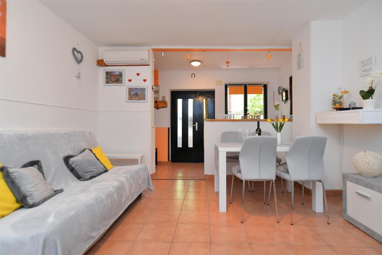 Apartment Dulijana 2042 Pula Ngoại thất bức ảnh