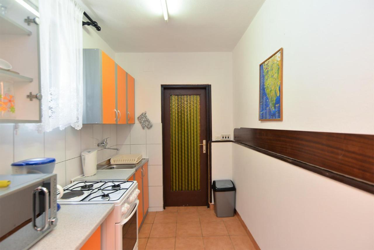 Apartment Dulijana 2042 Pula Ngoại thất bức ảnh