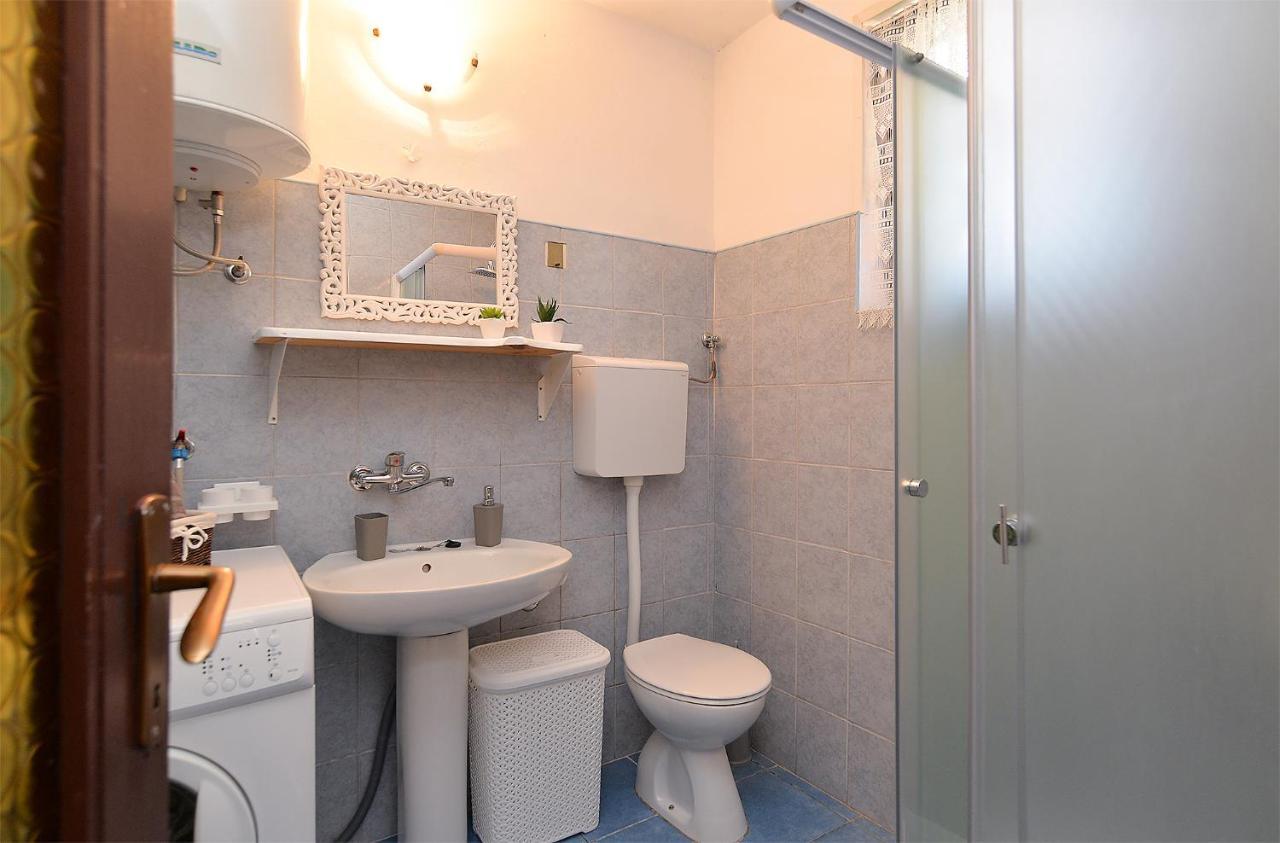 Apartment Dulijana 2042 Pula Ngoại thất bức ảnh